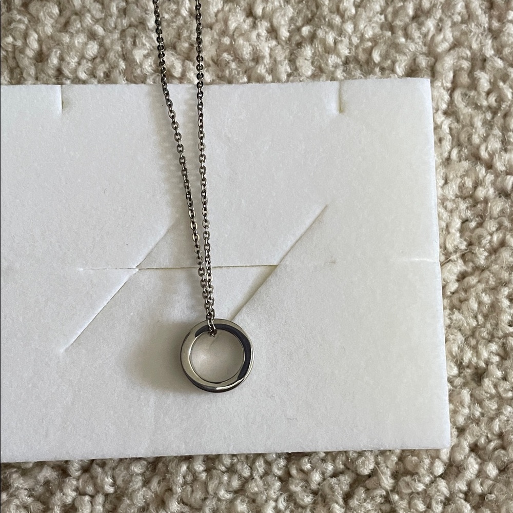 Elegant Silver Necklace